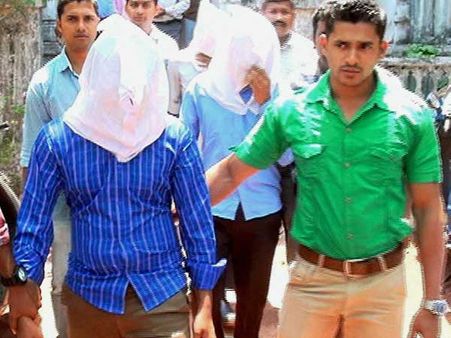 స్మృతి ఇరానీ కేసు: ఉద్దేశ్యపూర్వకంగానే కెమెరాల ఏర్పాటు