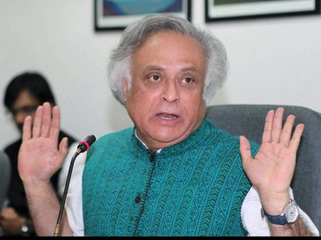 'ఇక్కడ కేసీఆర్, ఢిల్లీలో మోడీ:ఆ లక్షణాలు కలిపాయి'