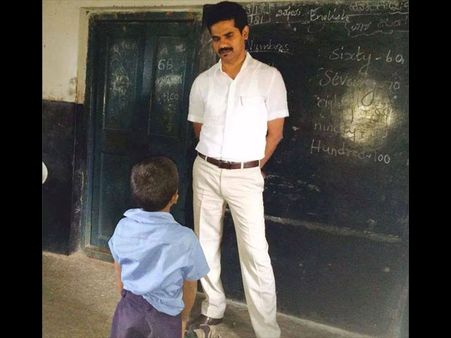 ఐఏఎస్ డికే. రవి కేసు: హై కోర్టులో అర్జీ కొట్టివేత