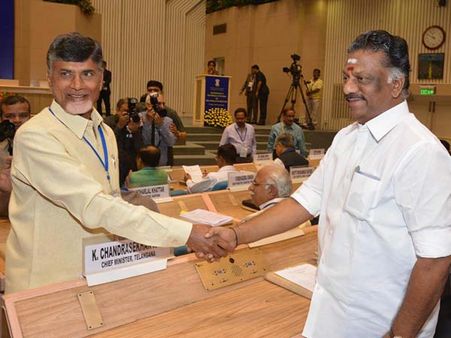 తమిళ సీఎంకు చంద్రబాబు లేఖ, ఏపీకి వెంకయ్య మద్దతు, వైకో అరెస్ట్