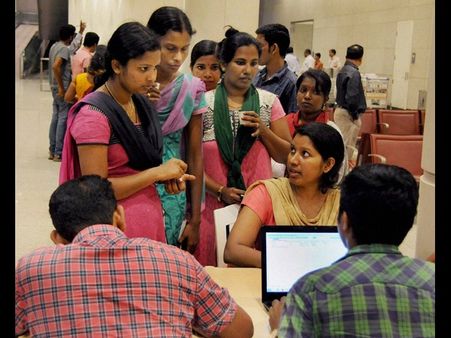 ప్రాణాలతో ఉన్నానంటే భారత సైన్యమే కారణం: ఈజిప్టు యువతి ప్రశంసలు