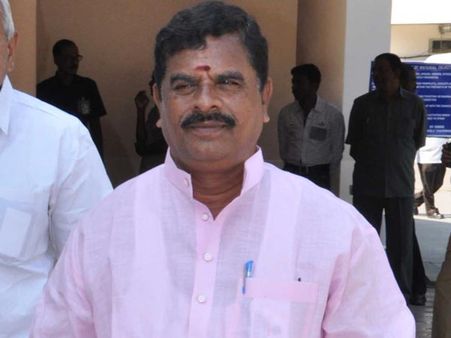 ప్రతి హిందువు నలుగుర్ని కనాలి: స్వామిగౌడ్