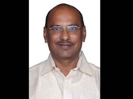 ఎర్రచందనం: బొజ్జల సంచలన వ్యాఖ్య, జగన్ ఆగ్రహం