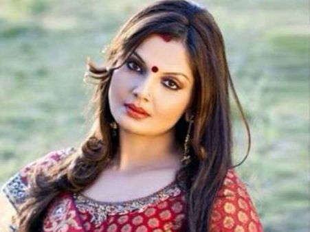 నా భర్త నన్ను, పిల్లల్ని చంపేయాలనుకుంటున్నారు! టీవీ నటి