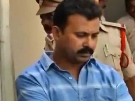 ఎర్రచందనం స్మగ్లింగ్: సోము రవిపై పిడి యాక్ట్ నమోదు