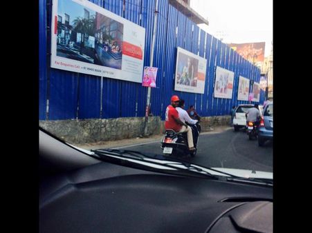 నటి తెగువ: ‘ఫేస్‌బుక్’తో ఈవ్‌టీజర్ల అరెస్ట్(పిక్చర్స్)