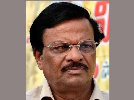 రాత్రి టీడీపీ ఎంపీ గరికపాటి ఇంటి వద్ద దుండగుల హల్‌చల్