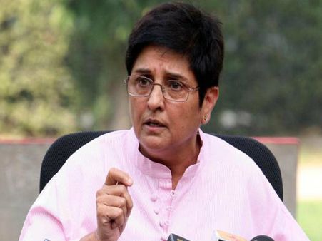 విఐపీలు జైలును తప్పించుకోవచ్చు: సల్మాన్ కేసుపై కిరణ్ బేడీ