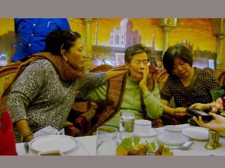 75ఏళ్ల తర్వాత కలుసుకున్న భారత్ అక్క, చైనా చెల్లి