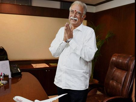 ఎపికి ప్రత్యేక హోదా: సిఎంలను నిందించిన అశోక్