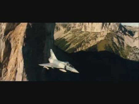 అసోంలో కూలిన సుఖోయ్-30 యుద్ధ విమానం: పైలట్లు సురక్షితం