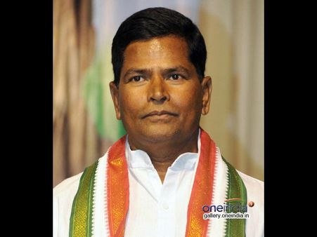 35ఏళ్లలో నన్ను టచ్ చేయలేదు: కేసీఆర్‌పై ఎమ్మెల్యే చిన్నారెడ్డి ఫైర్