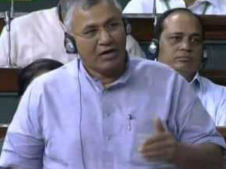 తొలిసారి ఎంపీ ఆయిన చౌదరికి 'సన్సద్ రత్న 2015 అవార్డు'