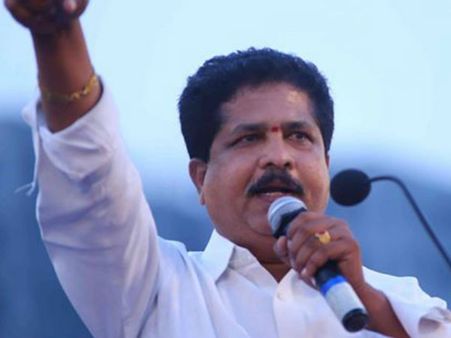 బాబుకు పాదాభివందనం, లోకేష్ క్షమించు: తెరాసలో చేరిన ఎమ్మెల్యే కృష్ణారావు