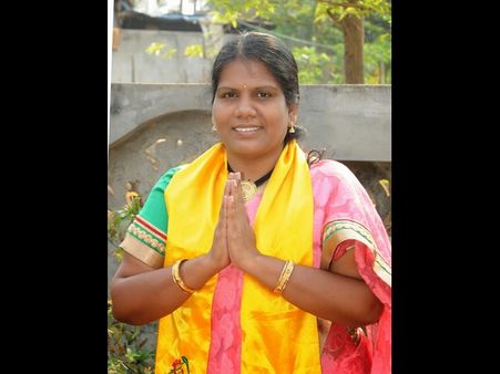  నోట్ల సంచీ: మంత్రి పీతల సుజాతపై చంద్రబాబు సీరియస్