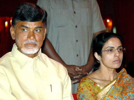 రాజధాని అమరావతి: భువనేశ్వరితో కలిసి బాబు భూమిపూజ