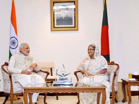 బంగ్లా ప్రధానికి మోడీ ఏపీ చేనేత కళాఖండం గిఫ్ట్