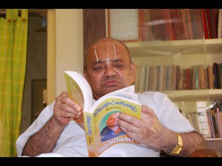 రంగాచార్యకు ప్రముఖుల నివాళి(పిక్చర్స్)