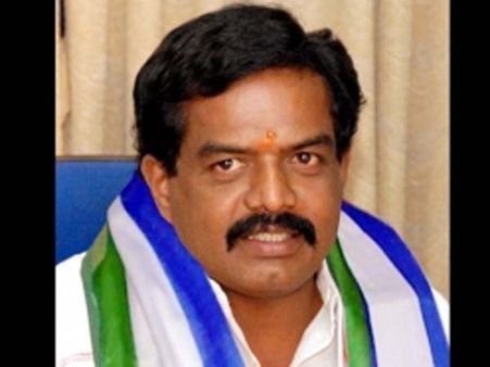 జగన్ అంటే అంత భయమెందుకు?: బాబుపై సుబ్బరాయుడు, అనంత ఫైర్