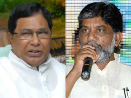 కాంగ్రెస్‌‍లో కేసీఆర్ 'సన్నాసి' చిచ్చు: జానా వర్సెస్ భట్టి, వీహెచ్ ఫైర్