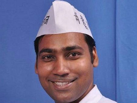 భూ కబ్జా కేసు, ఆప్ ఎంఎల్ఏ అరెస్టు: పోలీసు కస్టడి