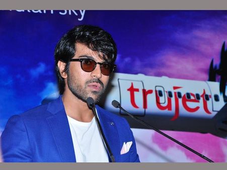 గాల్లోకి ఎగిరిన రాంచరణ్ విమానాలు: హైదరాబాద్-తిరుపతి తొలి సర్వీస్