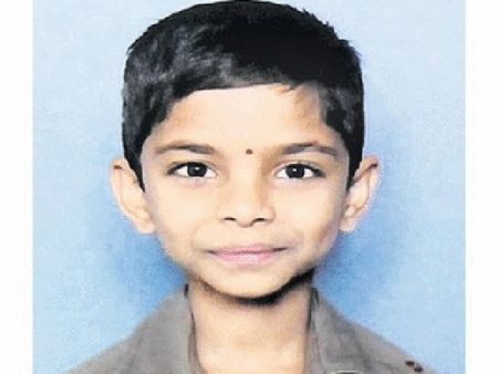 తాను మరణించి నలుగురికి ప్రాణాలు పోసిన 12ఏళ్ల బాలుడు