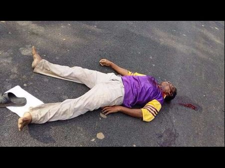 వేధింపుల ప్రతీకారం: 4గురు పోలీసుల హత్య(పిక్చర్స్)