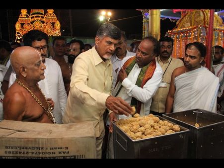 తొక్కిసలాటపై కలెక్టర్ రిపోర్ట్, జియోగ్రఫిక్ ఛానల్ షూటింగ్ కోసం: బాబుపై జ్యోతుల తీవ్ర వ్యాఖ్య