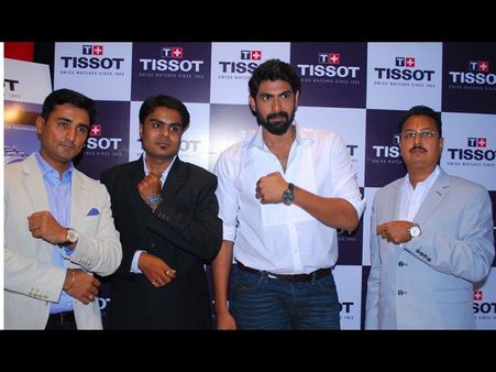 మార్కెట్లోకి టిస్సాట్ వాచ్: టైం బాగుందన్న హీరో రానా (ఫోటోలు)