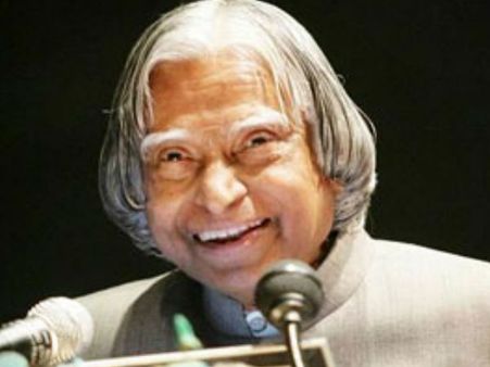 కుప్పకూలిన అబ్దుల్ కలాం: కన్నుమూత