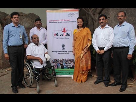 ‘గివ్ ఇట్ అప్’: ప్రధాని మోడీ పిలుపునకు స్పందించిన నటి అమల