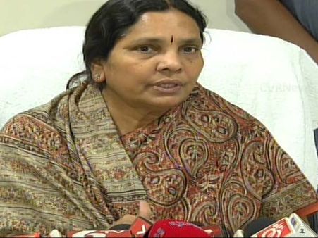 అంతవరకే: ర్యాగింగ్‌పై మృణాళిని, 'రిషికేశ్వరి కేసులో వక్రీకరణ, మేం చెప్పాకే ఫిర్యాదు'