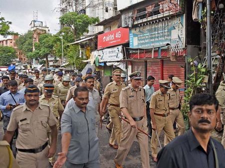 మెమన్‌ను ఉరితీసిన తలారికి రూ.10 వేల చెక్