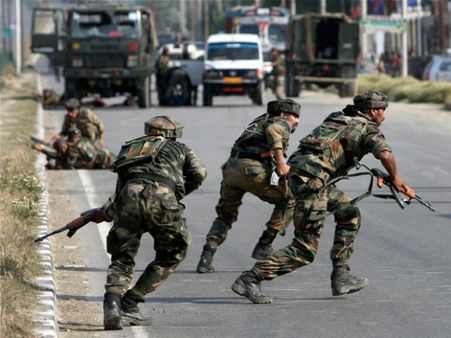 శ్రీనగర్ లో లష్కర్ మిలిటెంట్ల హతం