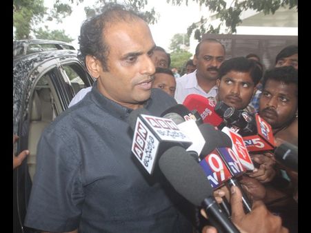 ఓటుకు నోటు: విచారణలో 'నాయుడు' తడబడ్డారా? సాక్ష్యాలుగా..