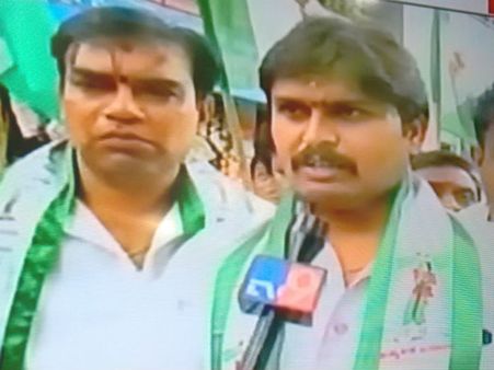 ఎన్నికలలో పోటి, కైమా చేస్తామని వార్నింగ్