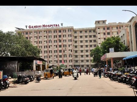 స్వైన్ ప్లూ పంజా: ఐదు కేసులు నమోదు (ఫోటోలు)