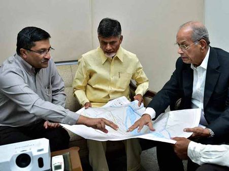 ఓటుకు నోటుపై గొడవ, సభకు చంద్రబాబు దూరం: శ్రీధరన్‌తో మెట్రోపై భేటీ