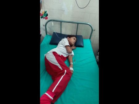 హైదరాబాద్‌లో ఏపి సిరంజీ సైకో? : బైక్‌పై వచ్చి బాలికకు సూదిగుచ్చి పరారీ