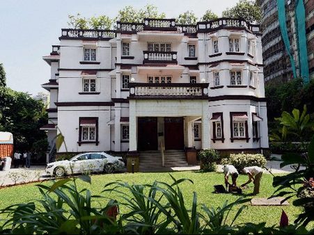 ఆల్‌టైం రికార్డు: 425 కోట్ల బంగ్లా కోనుగోలు చేసిన బిర్లా