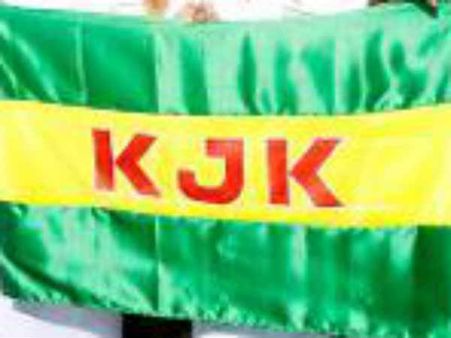 తమిళ సినీ నటులకు శ్రీమంతుడు సెగ: దత్తత తీసుకోండి