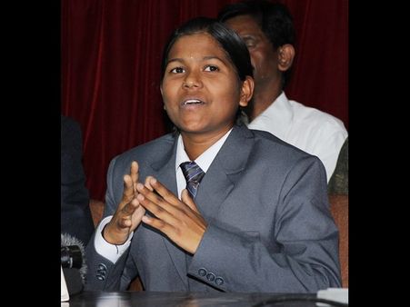 అరుదైన గౌరవం: ఐక్యరాజ్య సమితి కౌన్సిల్ సమావేశానికి మాలావత్ పూర్ణ