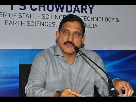 ఇవాళ పండుగ దినం, హోదాపై..: సుజన, ప్రభుత్వంపై సోము వీర్రాజు ఆగ్రహం