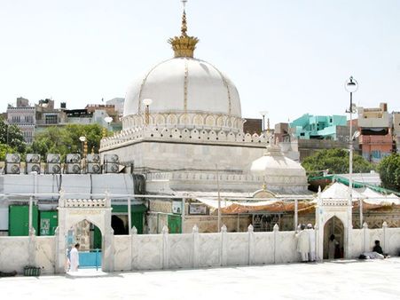 అజ్మీర్ దర్గాను బాంబులతో పేల్చేస్తామని ఫోన్