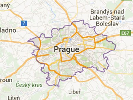 నిరసన: జెండా దించి! నెక్కర్ ఎగరేశారు(వీడియో)