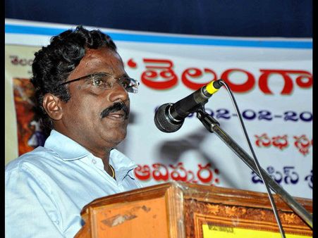 మార్కెట్లో చాలా ఉన్నాయి, అన్నీ వద్దు: తెలంగాణ గ్రూప్ పరీక్షలపై సుంకిరెడ్డి