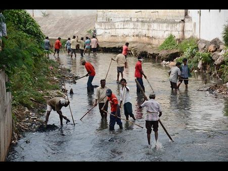 దొరకని అదితి: అనుమానాలు, డ్రైవర్ ఇలా (పిక్చర్స్)