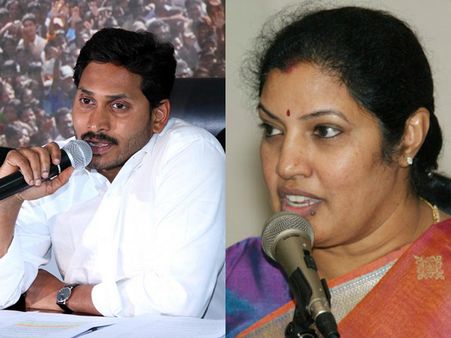 'జగన్ ఆస్తులిచ్చాకే దీక్ష చేయాలి': అనుమానాలు.. బాబుకు పురంధేశ్వరి షాక్