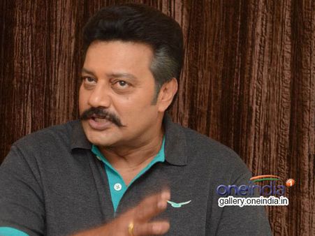 అమరావతి: యాంకర్‌గా హీరో సాయికుమార్, మూడు వేదికలు ఏర్పాటు